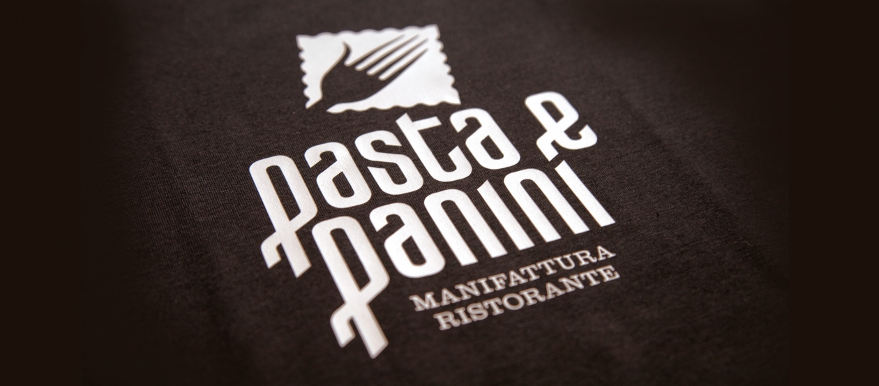 Pasta e Panini Shirt close